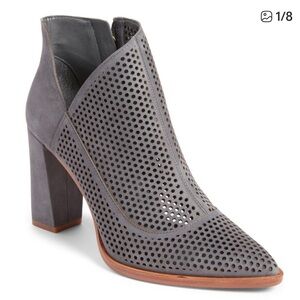 Vince Camuto | Levesna perforated booties pewter grey women size 9